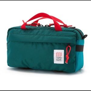 Topo designs: light hip pack
